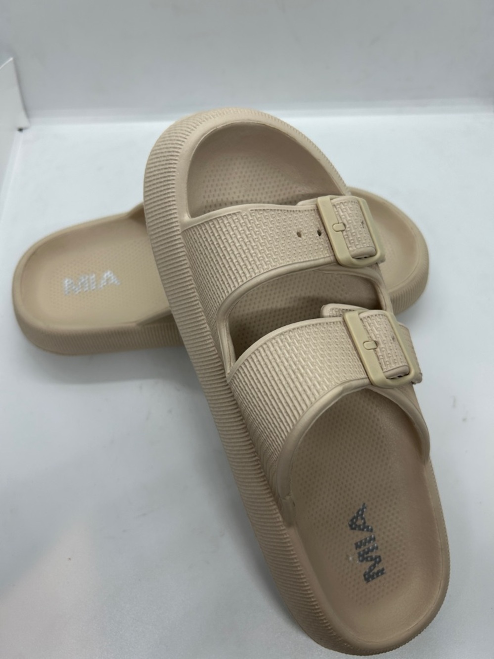 Womens Mia Ligth Beige Libbie Comfort Cushioned Platform Slide Sandals Sz 8 - Picture 3 of 8